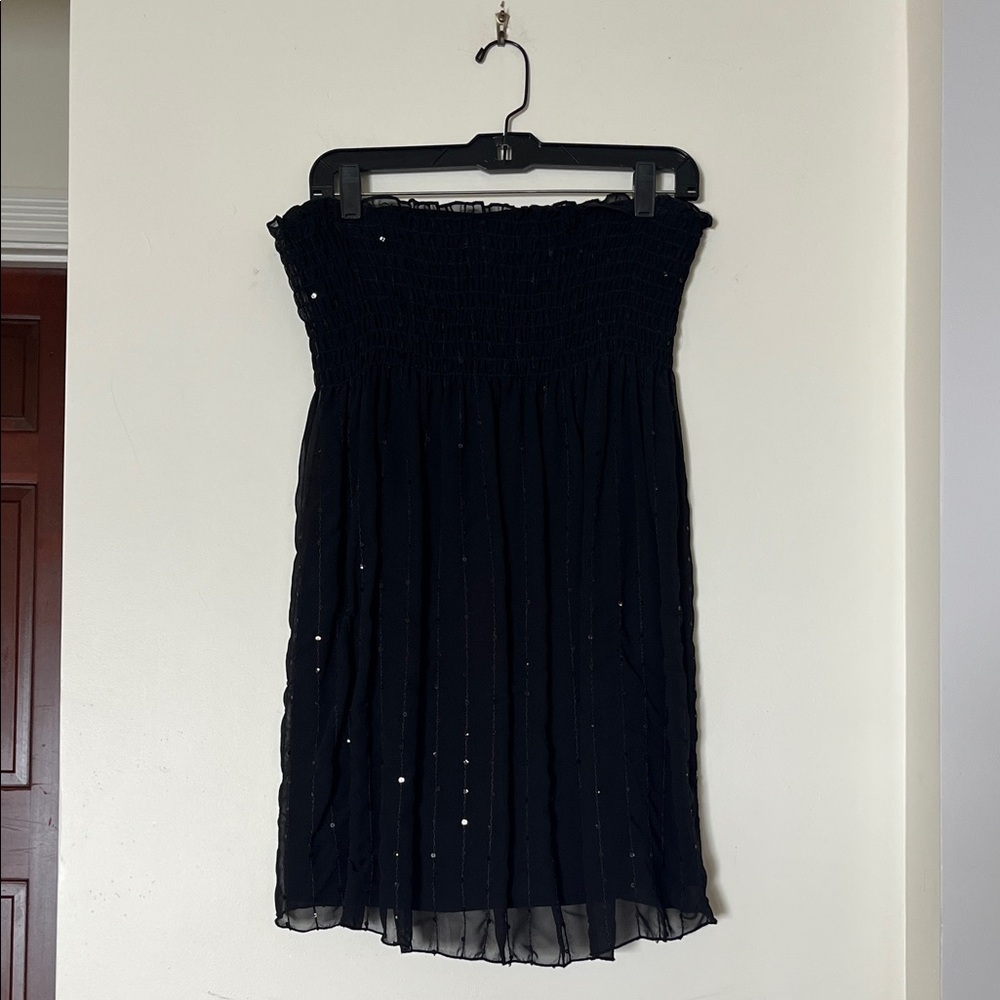 🖤✨ Wishes Wishes Wishes Black Strapless Smocked Top – Size Large (Juniors) ✨🖤